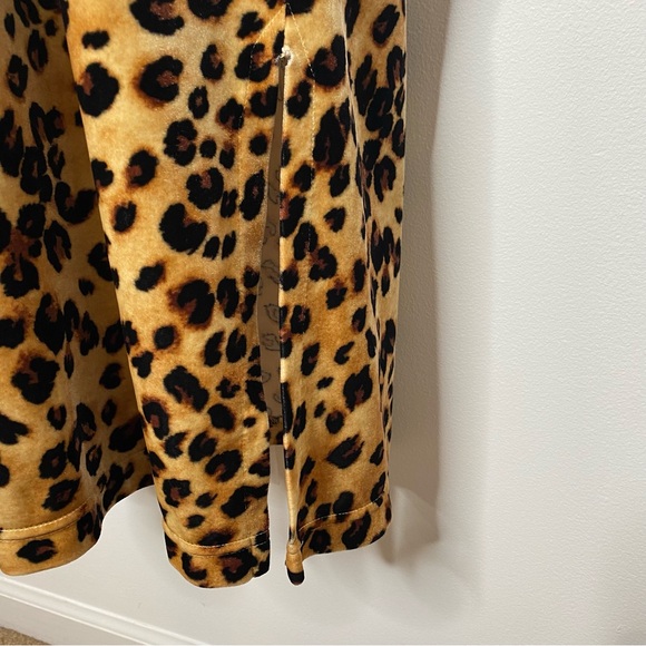 Charter Club Intimates Leopard Print Zip Front Robe - Picture 8 of 13